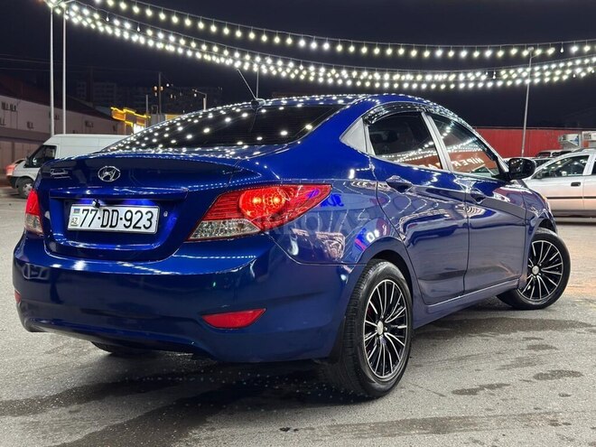 Hyundai Accent-6