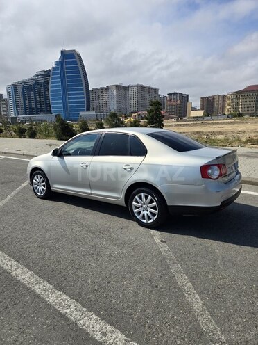 Volkswagen Jetta-3