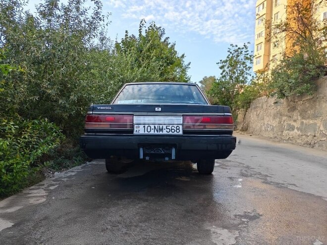 Nissan Cedric-2