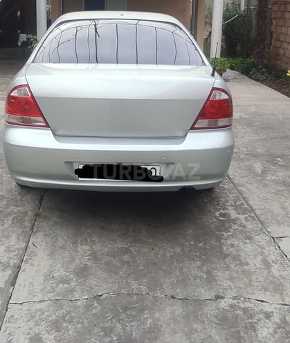 Nissan Sunny-5