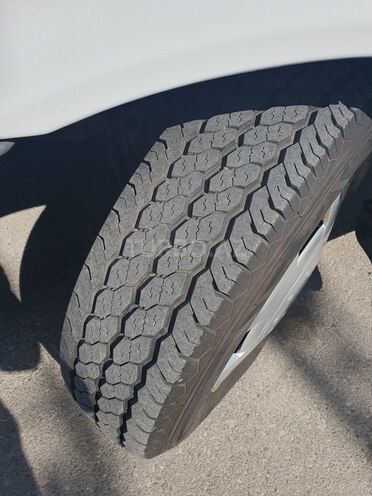 Ford Transit-10