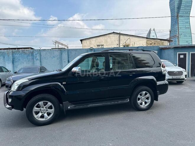 Toyota Land Cruiser Prado-8