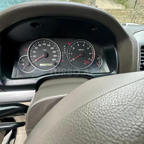 Toyota Land Cruiser Prado-11
