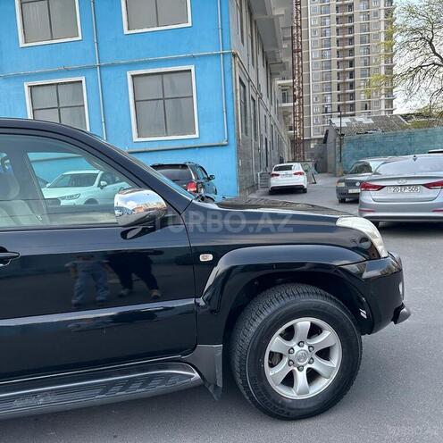 Toyota Land Cruiser Prado-9
