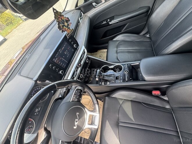 Kia K5-13