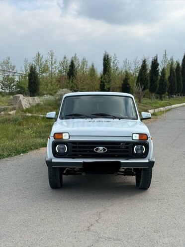 LADA (VAZ) Niva-3