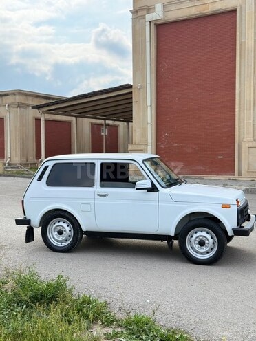 LADA (VAZ) Niva-6