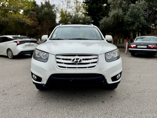 Hyundai Santa Fe-1