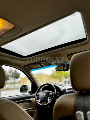 Hyundai Santa Fe-17