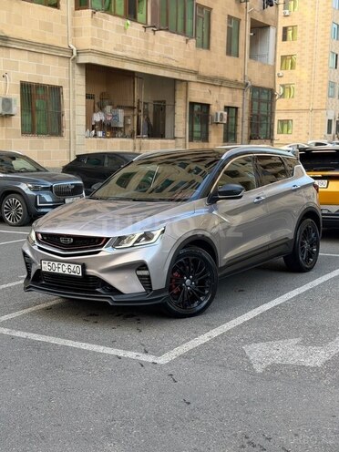 Geely Coolray-3