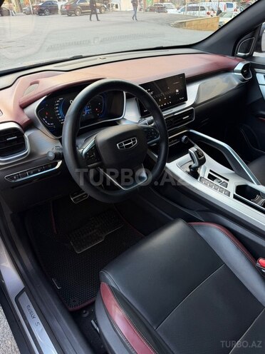 Geely Coolray-5