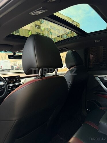 Geely Coolray-10