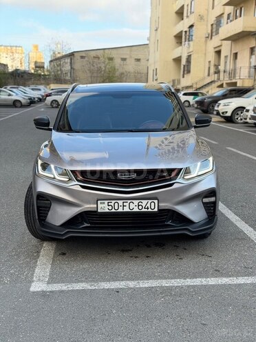 Geely Coolray-7