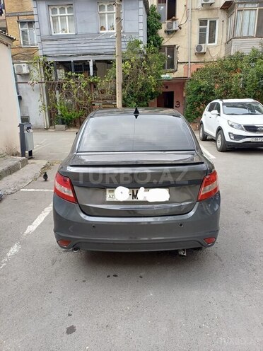 Saipa Saina-10