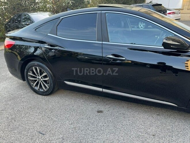 Hyundai Grandeur-12