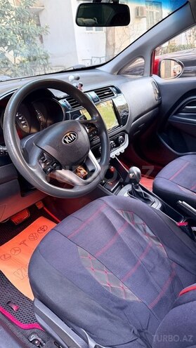 Kia Rio-8
