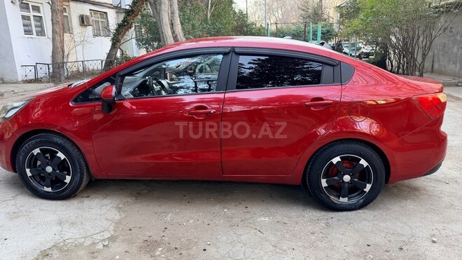 Kia Rio-4