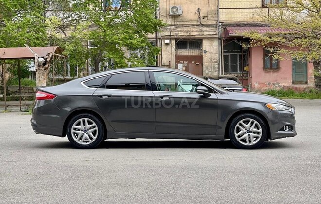 Ford Fusion (North America)-6
