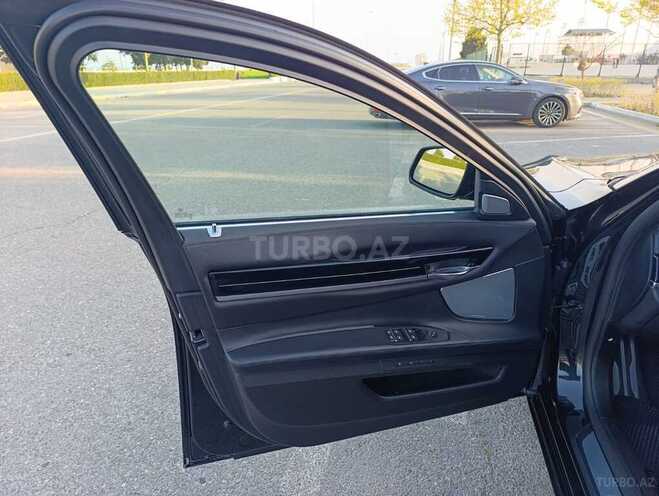 BMW 750-10