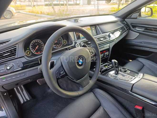 BMW 750-8