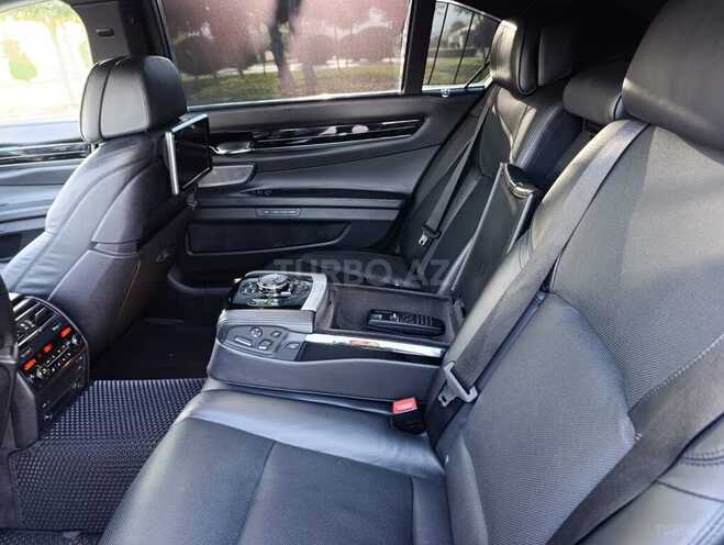 BMW 750-5
