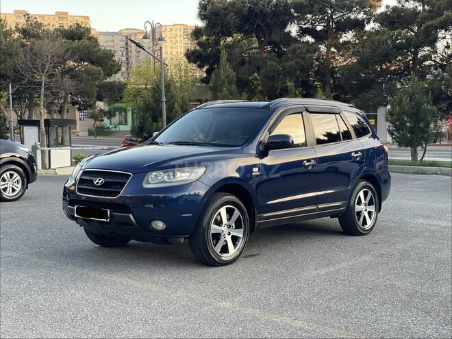 Hyundai Santa Fe-1