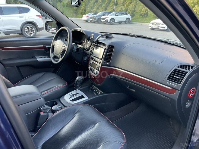 Hyundai Santa Fe-14