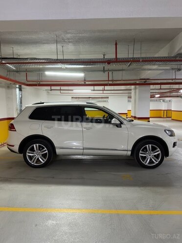 Volkswagen Touareg-3