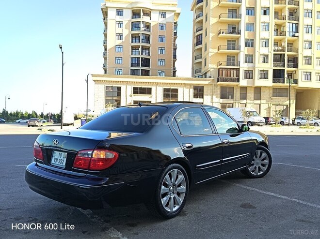 Nissan Maxima-8