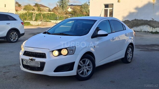 Chevrolet Aveo-3