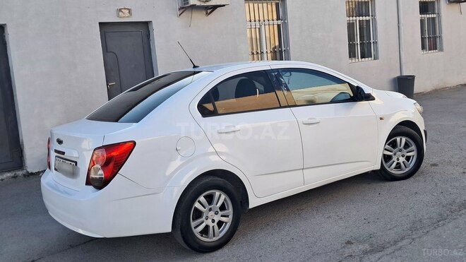 Chevrolet Aveo-9