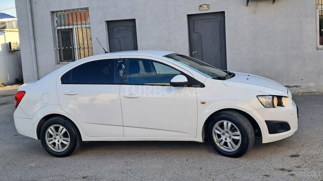 Chevrolet Aveo-6