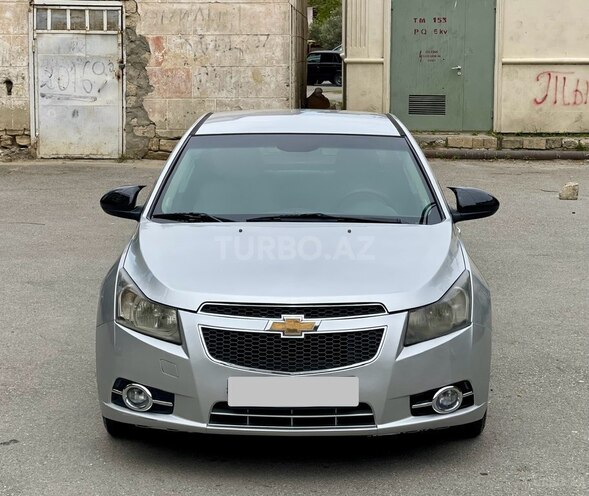 Chevrolet Cruze-1