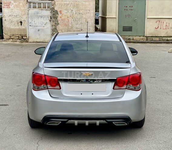 Chevrolet Cruze-4