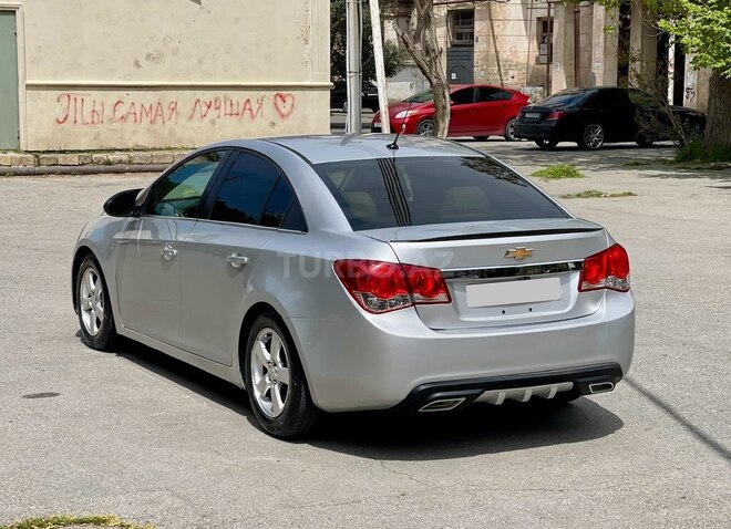 Chevrolet Cruze-8