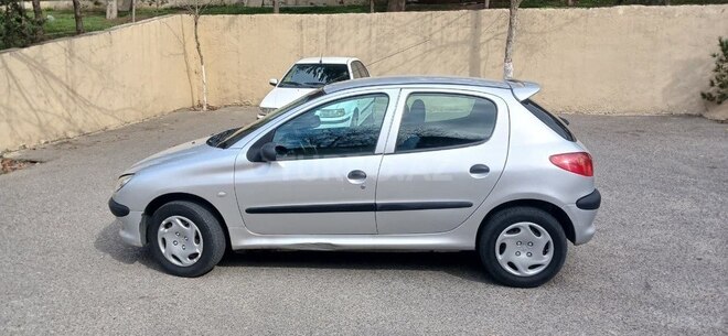 Peugeot 206-7
