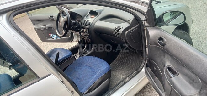 Peugeot 206-18