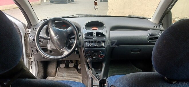 Peugeot 206-19