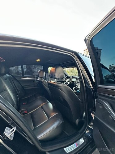 BMW 528-13