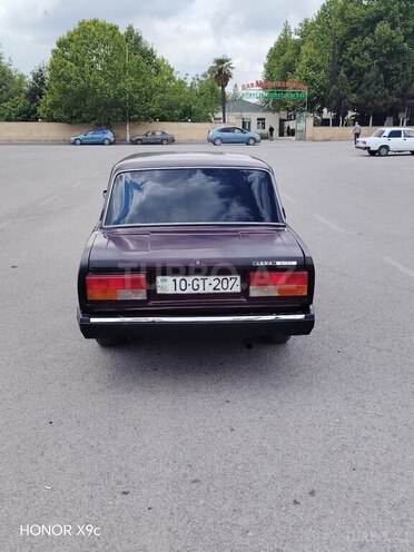 LADA (VAZ) 2107-2