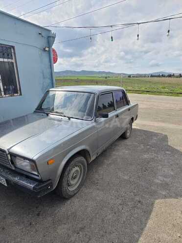 LADA (VAZ) 2107-4
