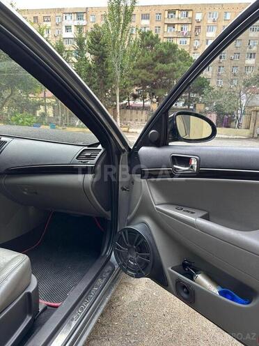 Hyundai Sonata-11