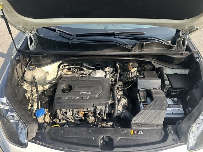 Kia Sportage-21