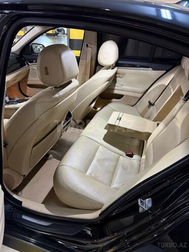 BMW 528-11