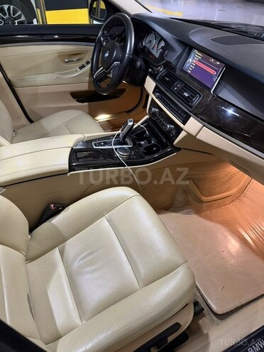 BMW 528-10