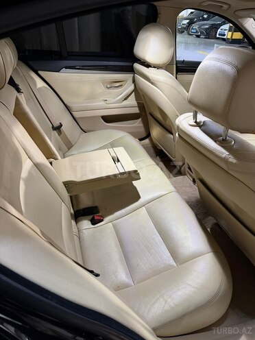 BMW 528-12