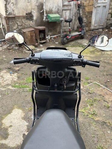 Yadea C-line-2