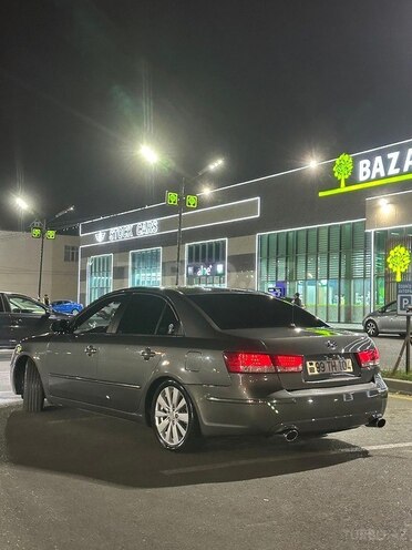 Hyundai Sonata-6