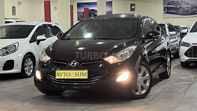 Hyundai Elantra-1