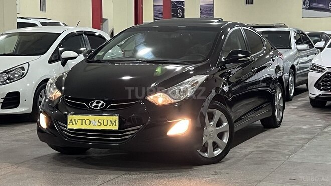 Hyundai Elantra-9
